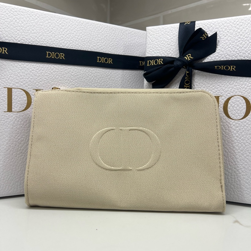 Dior makeup pouch